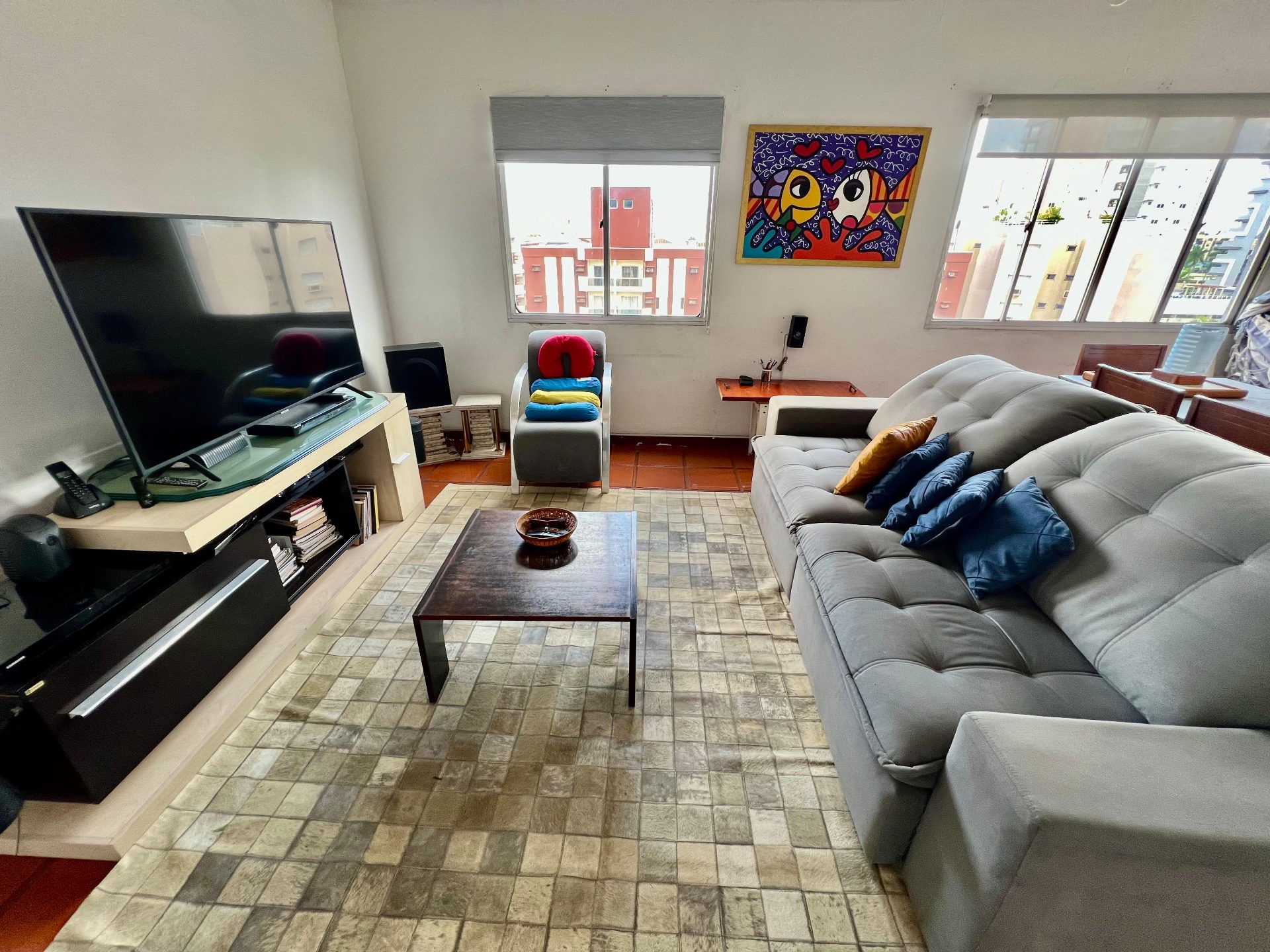 Cobertura duplex na Enseada, localizada na região do Carrefour/UNOESTE, ideal para quem busca amplitude, privacidade e um espaço perfeito para viver e receber com conforto. em Enseada, Guarujá — foto 4