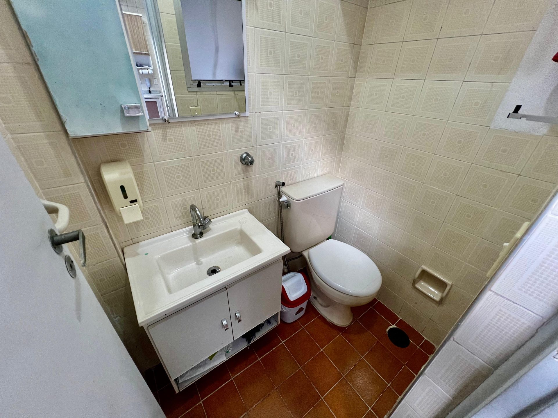 Cobertura duplex na Enseada, localizada na região do Carrefour/UNOESTE, ideal para quem busca amplitude, privacidade e um espaço perfeito para viver e receber com conforto. em Enseada, Guarujá — foto 21