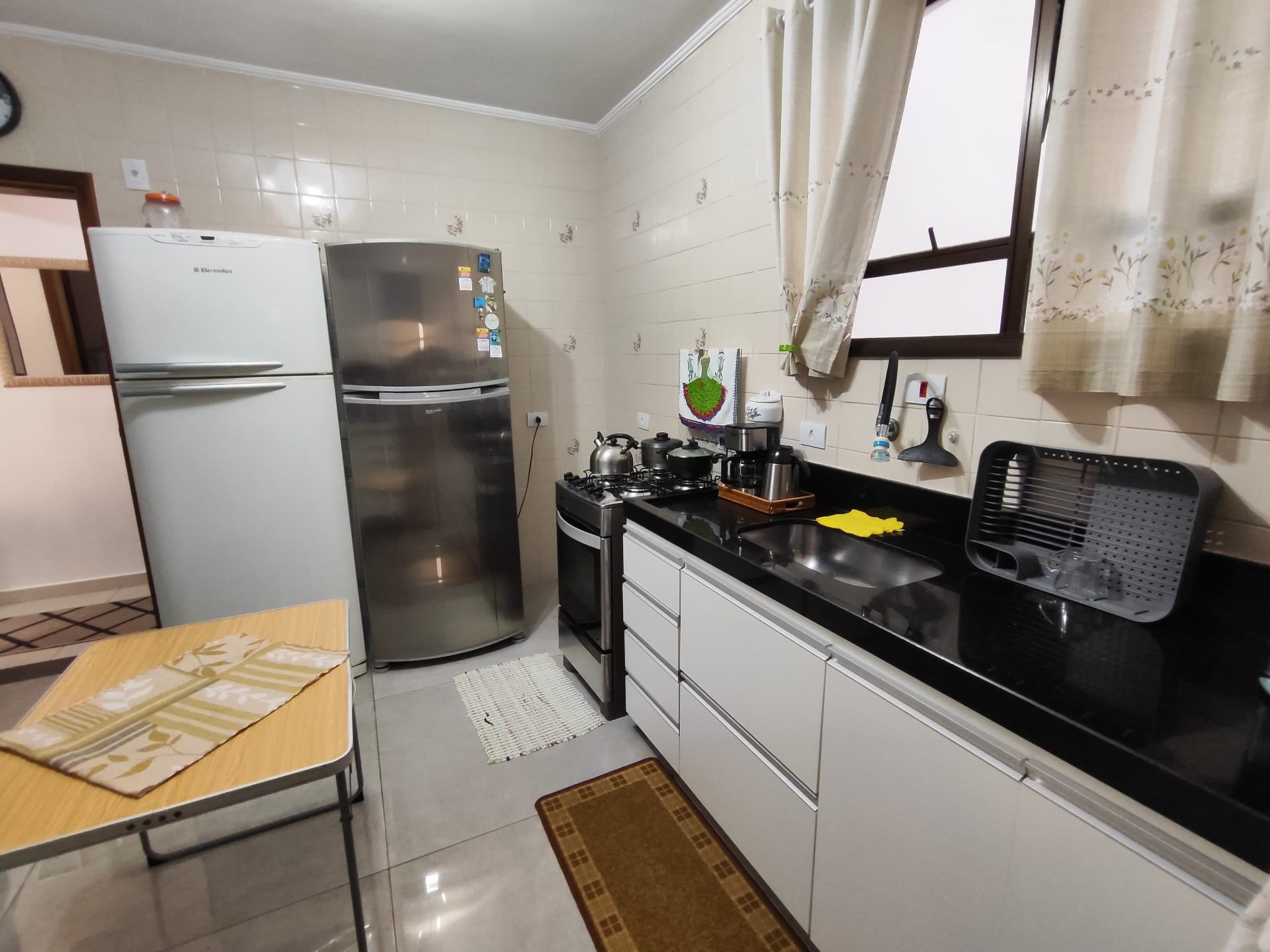 Apto reformado, 3 quartos, sacada, 1 vaga, Enseada em Enseada, Guarujá — foto 14