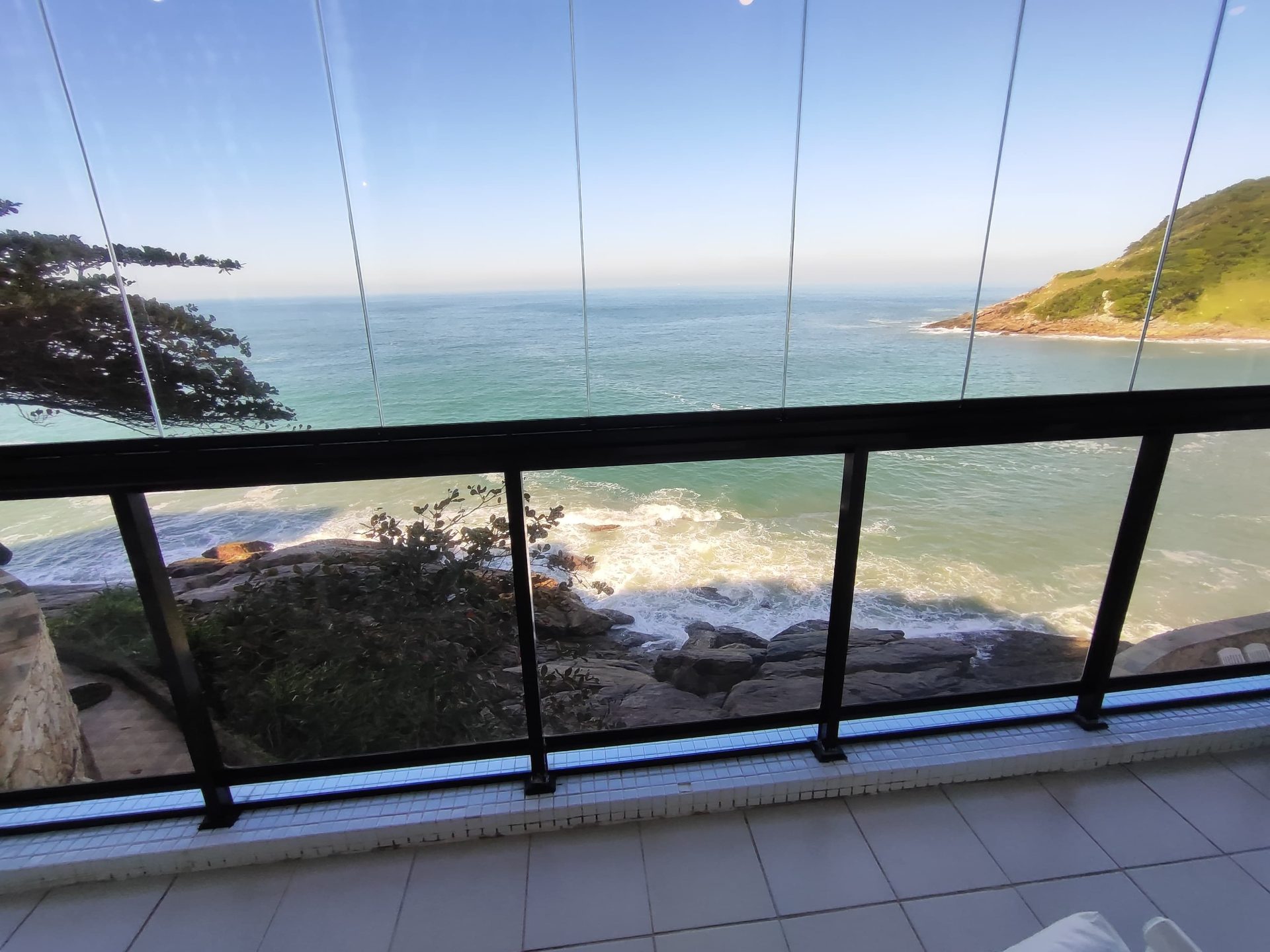 Apto 3 quartos, sacada, lazer, vista mar, 3 vagas em Mar e Céu, Guarujá — foto 3