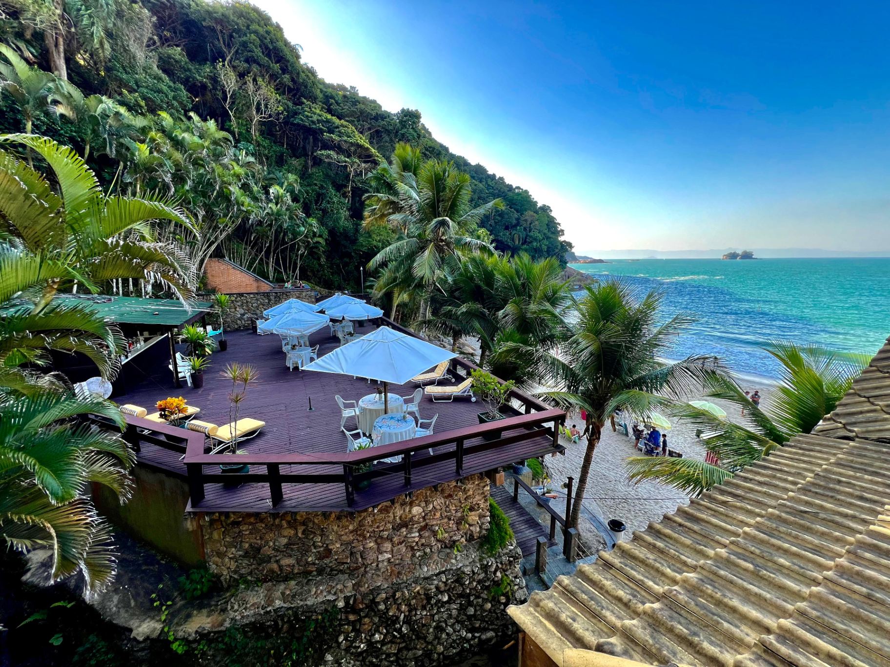 Casa com 5 quartos, Morro Sorocotuba, Guarujá em Morro Sorocotuba, Guarujá — foto 10