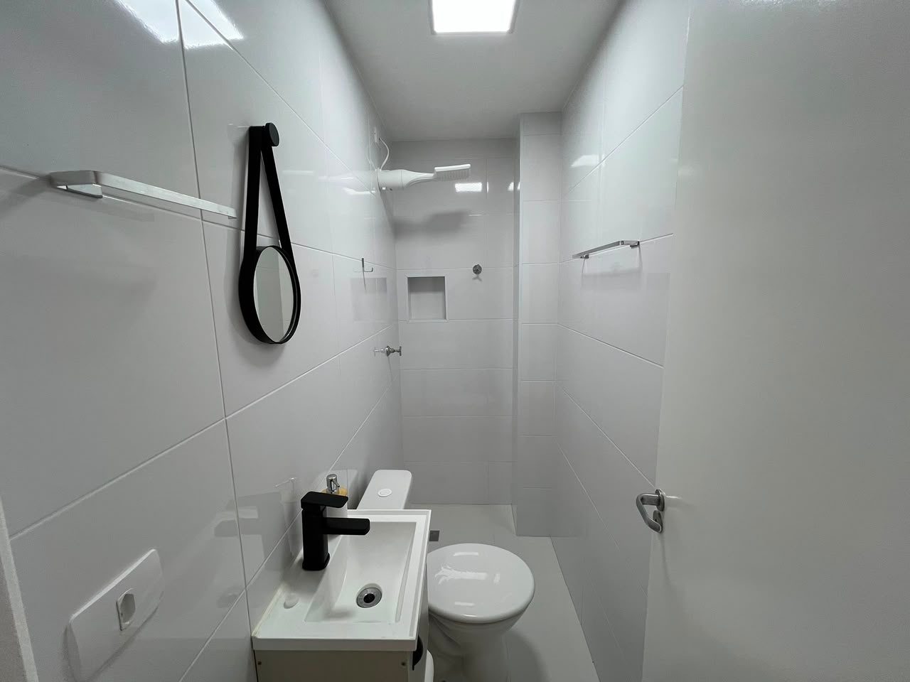 Apto 2 quartos, sacada, 1 vaga, 400m praia Enseada em Loteamento João Batista Julião, Guarujá — foto 10