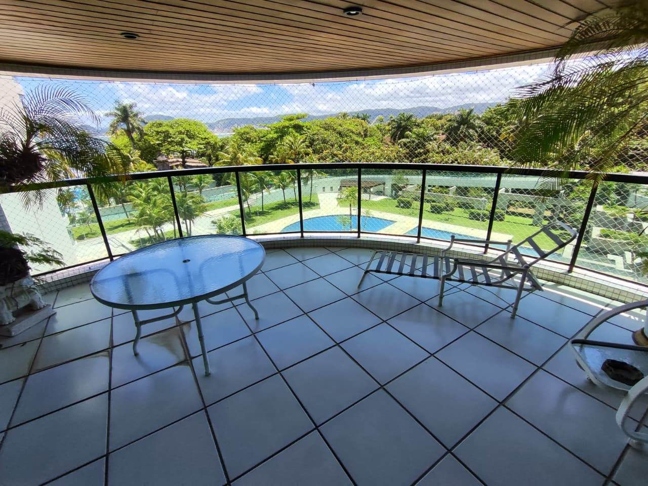 Apartamento Frente ao Mar na Região das Tortugas – 4 Suítes, 224m² e Lazer de Clube no Guarujá em Mar e Céu, Guarujá — foto 2