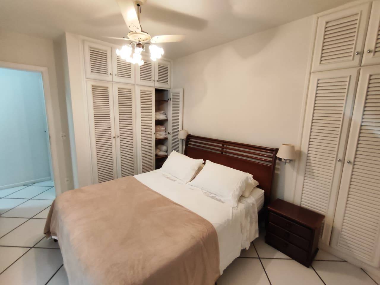 Apartamento Frente ao Mar na Região das Tortugas – 4 Suítes, 224m² e Lazer de Clube no Guarujá em Mar e Céu, Guarujá — foto 11