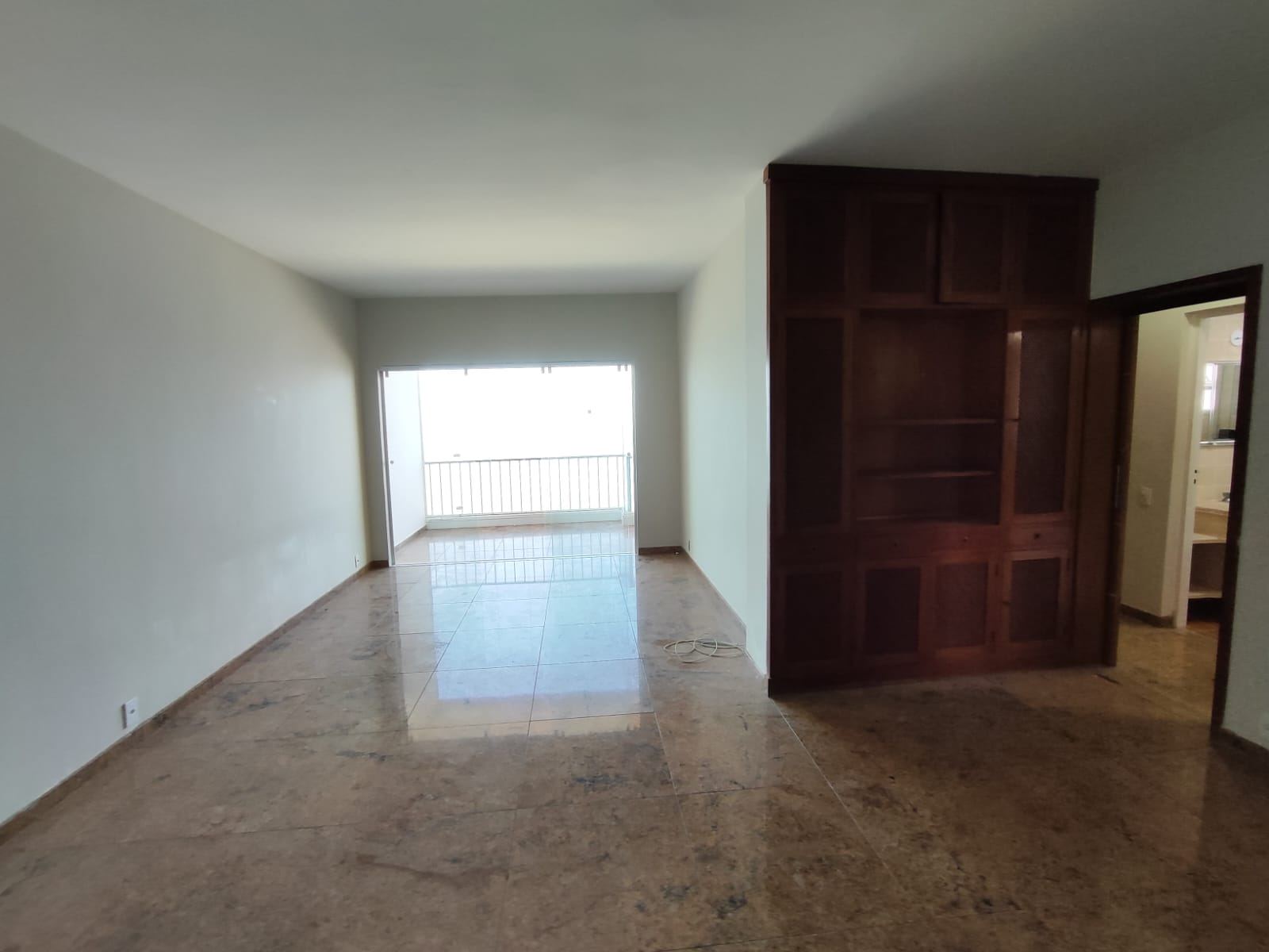 Apto frente praia Pitangueiras, 5 quartos, 2 vagas em Pitangueiras, Guarujá — foto 3