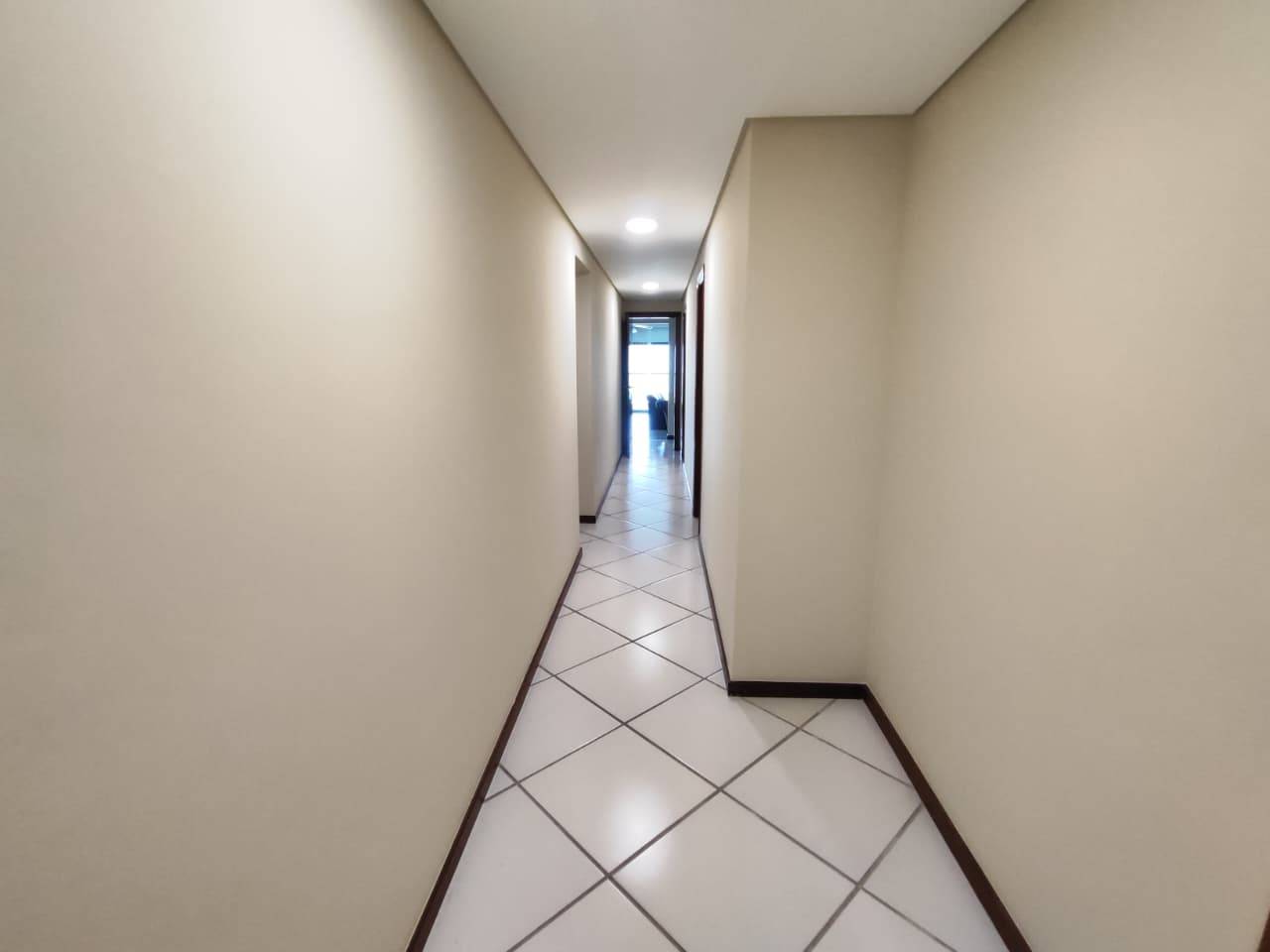 Apartamento Frente ao Mar na Região das Tortugas – 4 Suítes, 224m² e Lazer de Clube no Guarujá em Mar e Céu, Guarujá — foto 10
