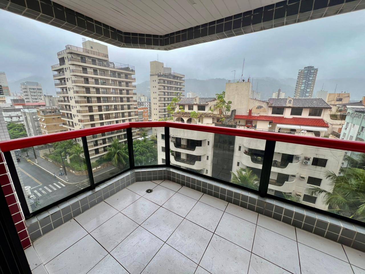 Apartamento para locação anual na Enseada – Região do Aquário, a 300 metros da praia em Enseada, Guarujá — foto 4