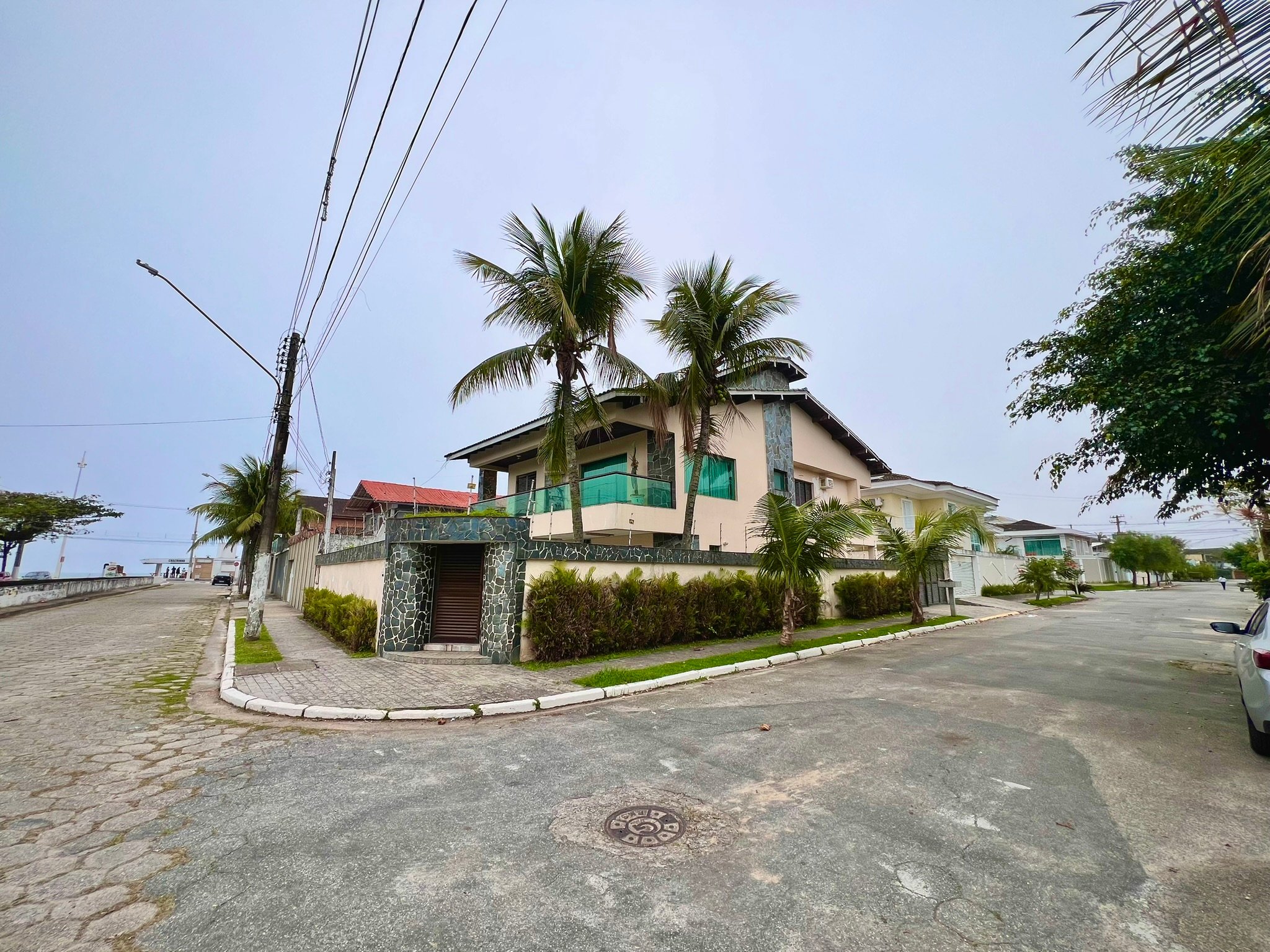 Casa com 5 quartos, 100m da praia da Enseada em Enseada, Guarujá — foto 3
