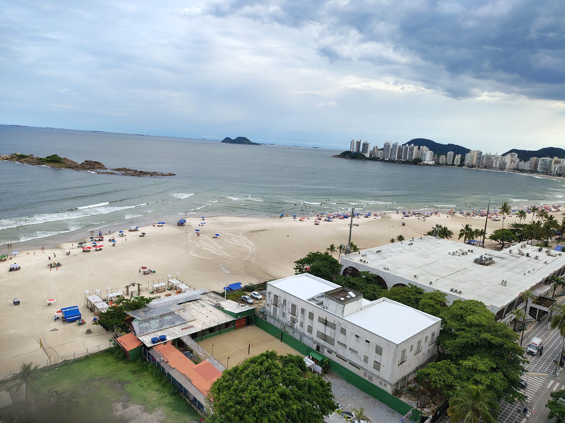 Apto 4 quartos, frente praia Pitangueiras, 1 vaga em Pitangueiras, Guarujá — foto 5