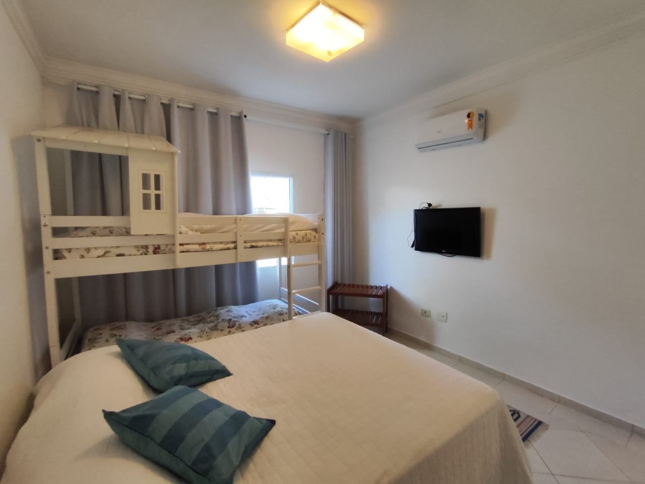 Casa de Condomínio com 6 quartos, Acapulco, Guarujá em Jardim Acapulco, Guarujá — foto 15
