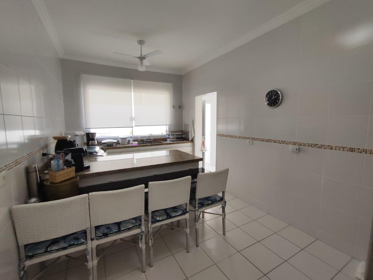 Casa de Condomínio com 6 quartos, Acapulco, Guarujá em Jardim Acapulco, Guarujá — foto 28