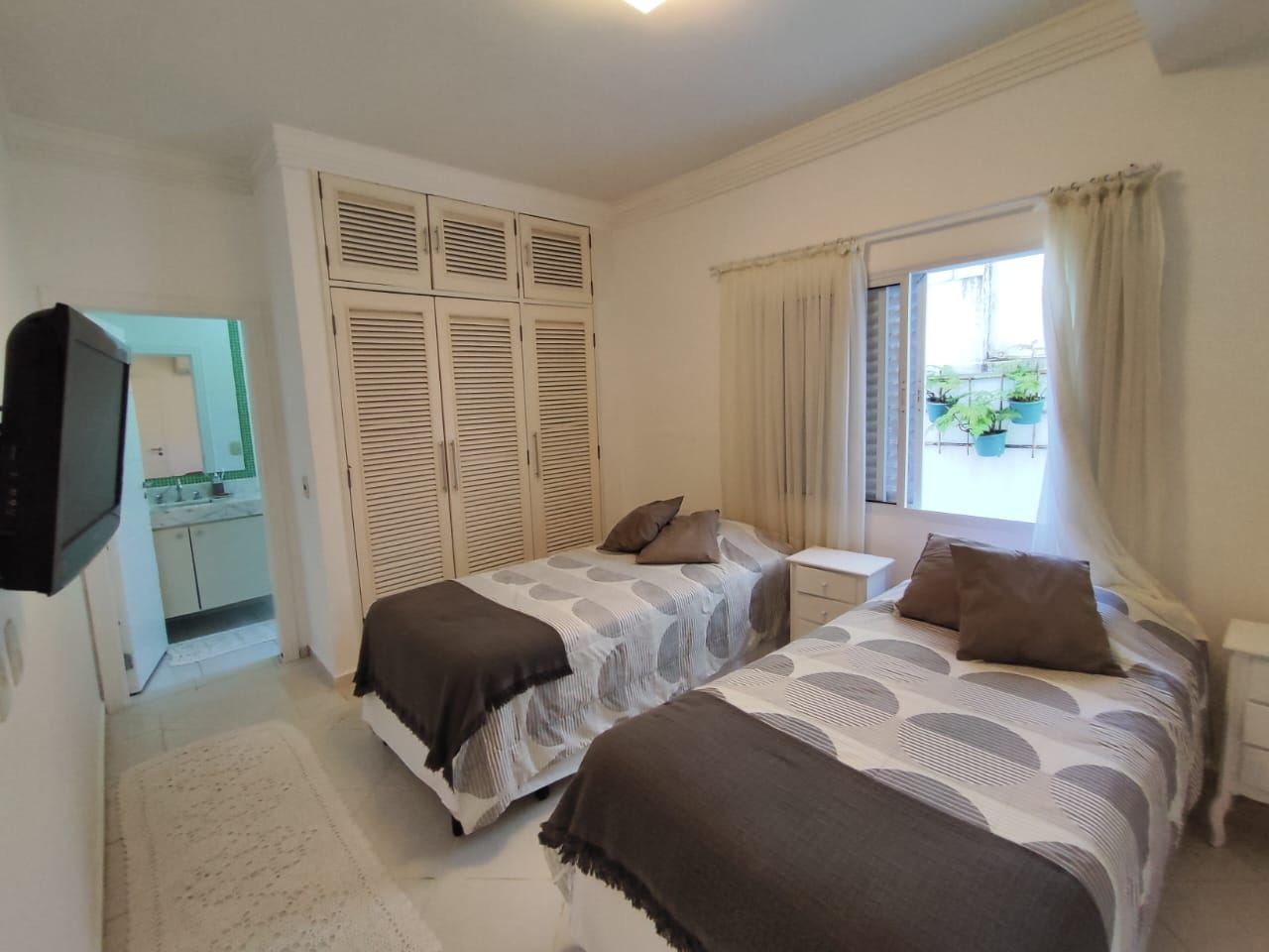 Casa de Condomínio com 6 quartos, Acapulco, Guarujá em Jardim Acapulco, Guarujá — foto 17