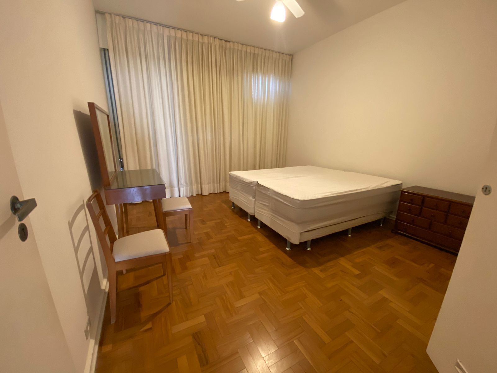 Apto com 3 quartos, Pitangueiras, Guarujá em Pitangueiras, Guarujá — foto 9
