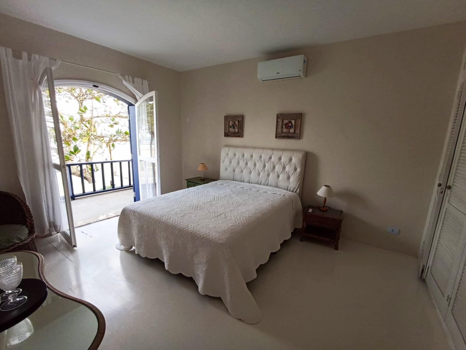 Casa charmosa, frente praia Enseada, 6 dorms., 5 vagas. em Enseada, Guarujá — foto 21