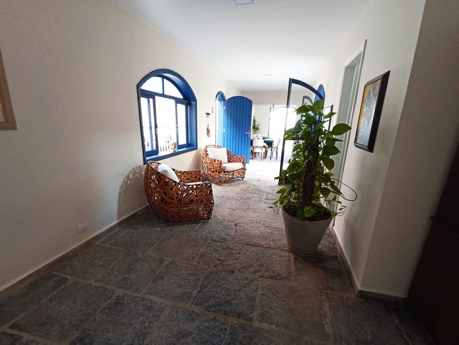 Casa charmosa, frente praia Enseada, 6 dorms., 5 vagas. em Enseada, Guarujá — foto 4