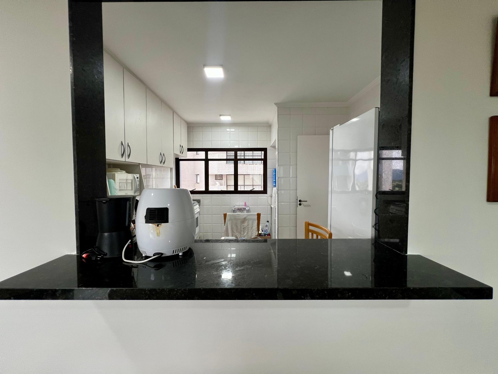 Apartamento Mobiliado em Andar Alto com Vista para o Mar, 3 Dormitórios e 1 Vaga na Praia da Enseada em Loteamento João Batista Julião, Guarujá — foto 12