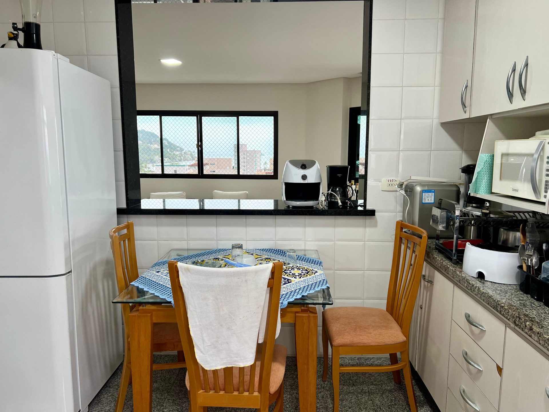 Apartamento Mobiliado em Andar Alto com Vista para o Mar, 3 Dormitórios e 1 Vaga na Praia da Enseada em Loteamento João Batista Julião, Guarujá — foto 11