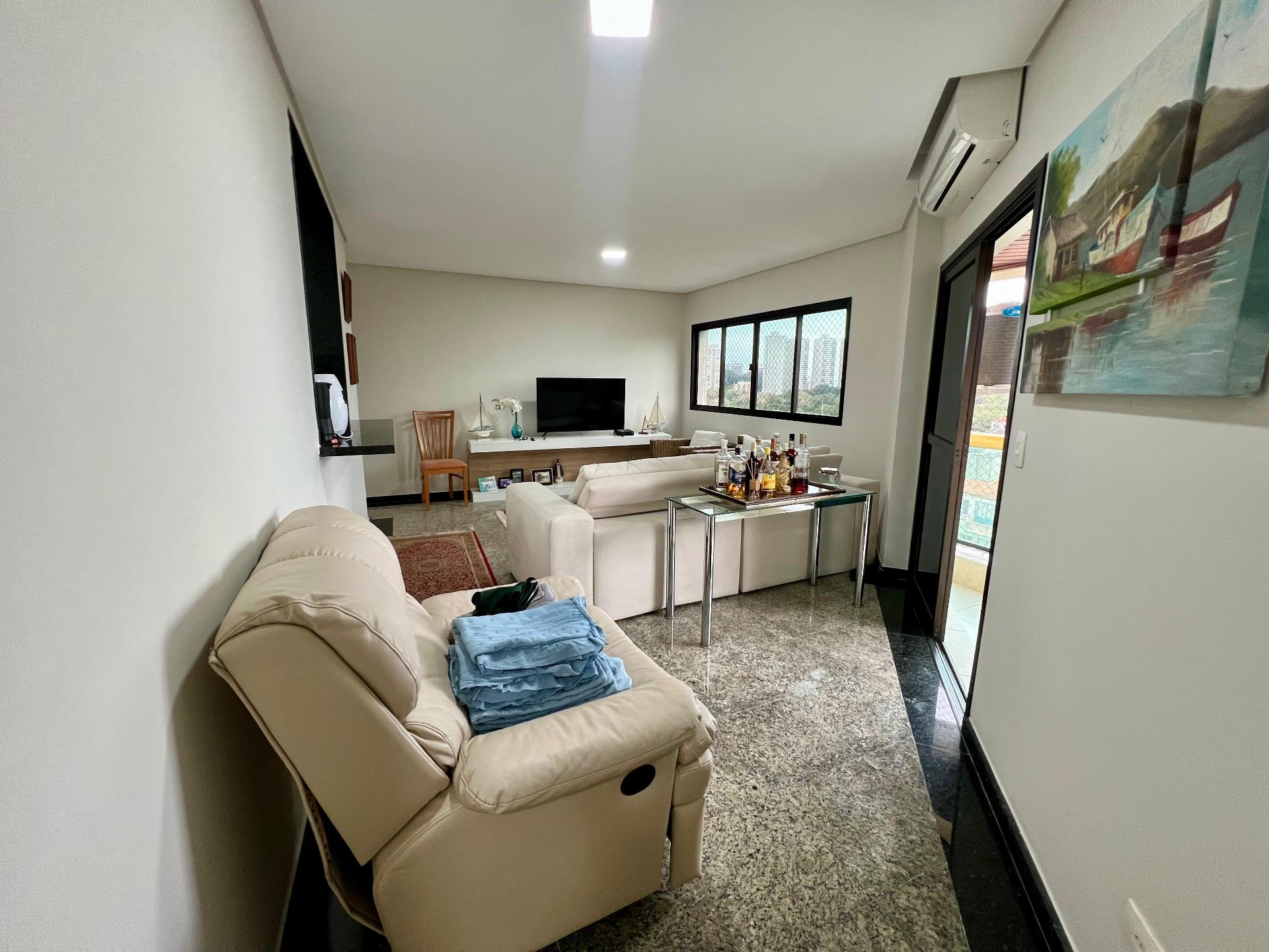 Apartamento Mobiliado em Andar Alto com Vista para o Mar, 3 Dormitórios e 1 Vaga na Praia da Enseada em Loteamento João Batista Julião, Guarujá — foto 6