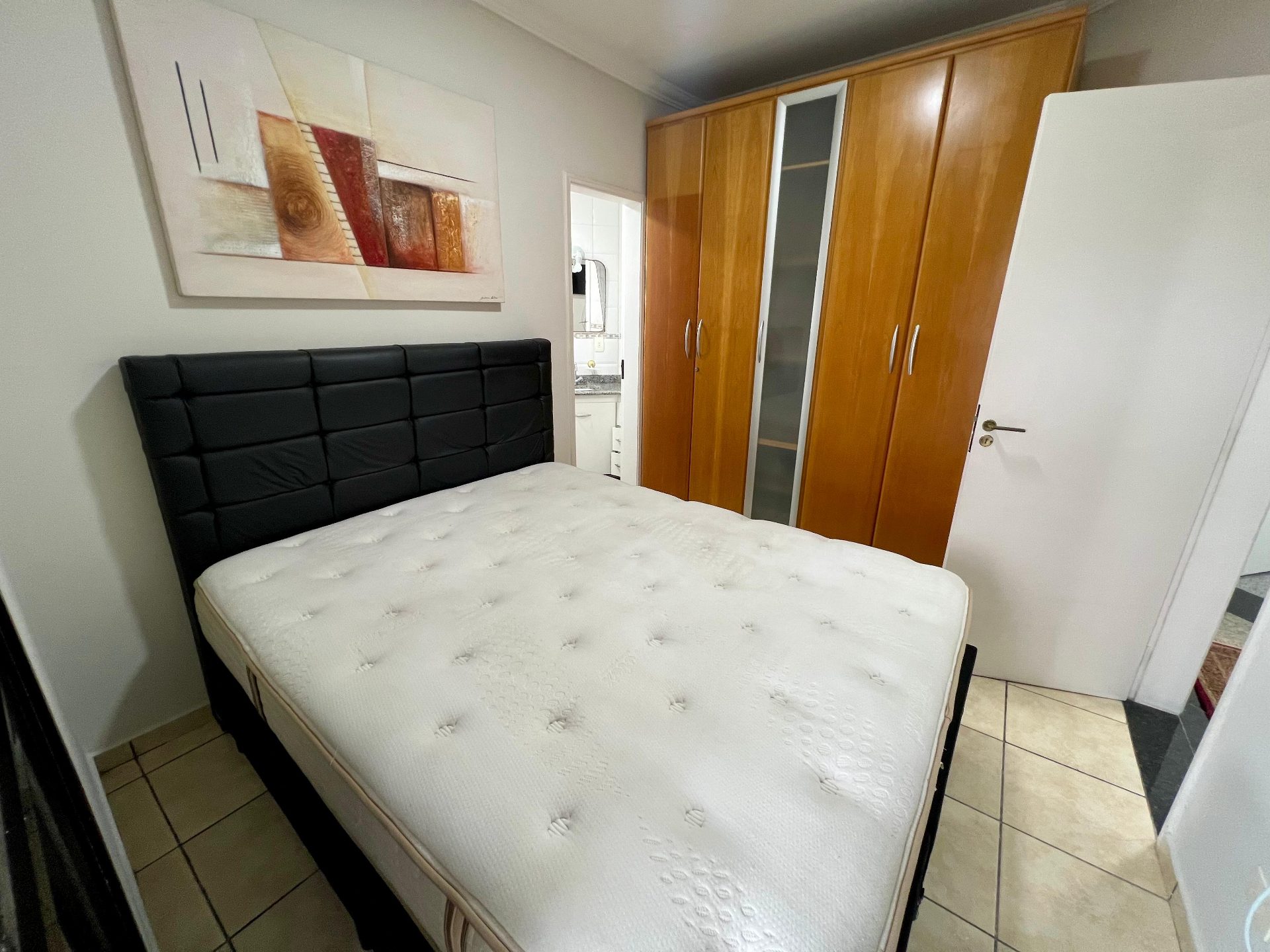 Apartamento Mobiliado em Andar Alto com Vista para o Mar, 3 Dormitórios e 1 Vaga na Praia da Enseada em Loteamento João Batista Julião, Guarujá — foto 15