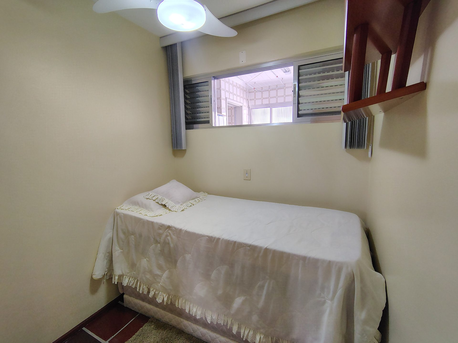 Apto 4 dorms., 1 vaga, andar alto, sacada, Pitangueiras em Pitangueiras, Guarujá — foto 19