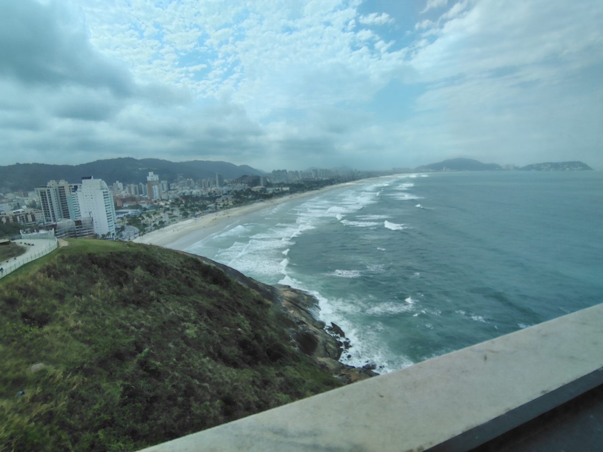 Apto de luxo com 4 quartos, frente praia Pitangueiras em Sítio Paecara (Vicente de Carvalho), Guarujá — foto 14