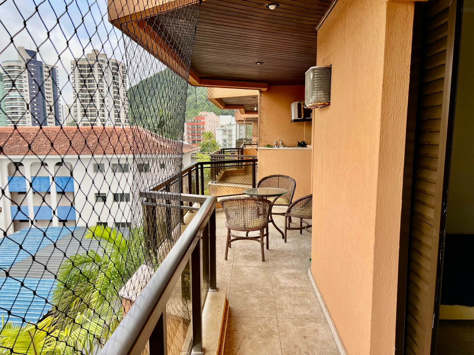 Apto localizado na Enseada, a 200mts da praia, na região do Teatro. em Enseada, Guarujá — foto 10