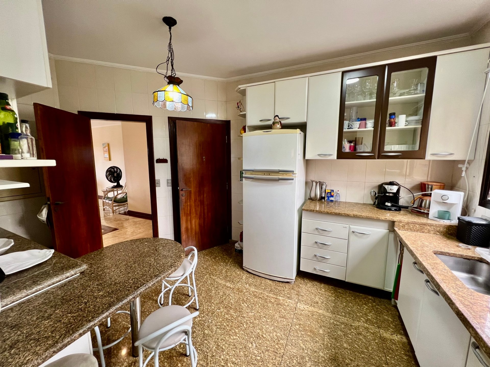 Apto localizado na Enseada, a 200mts da praia, na região do Teatro. em Enseada, Guarujá — foto 18