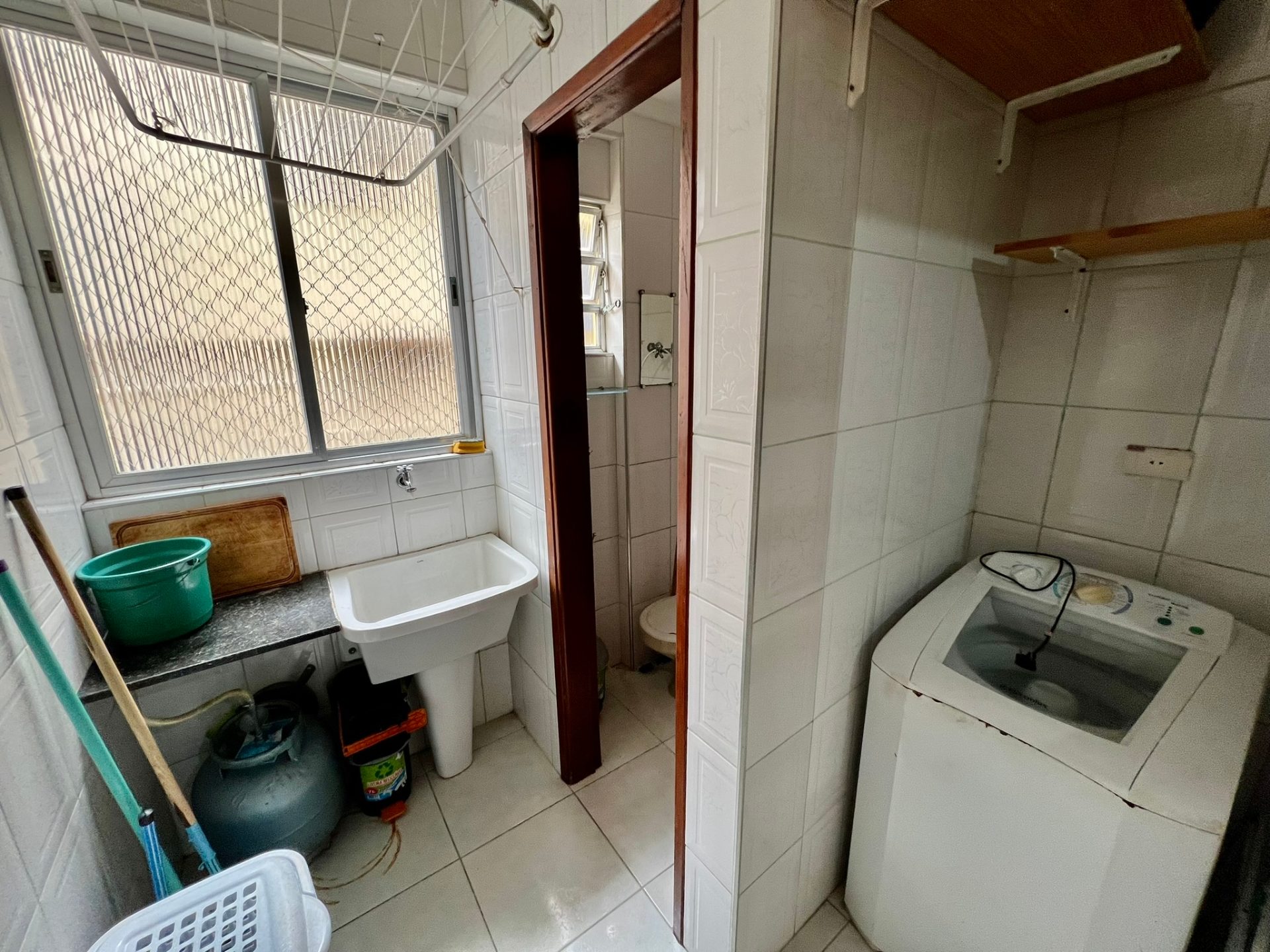 Apto localizado na Enseada, a 200mts da praia, na região do Teatro. em Enseada, Guarujá — foto 22