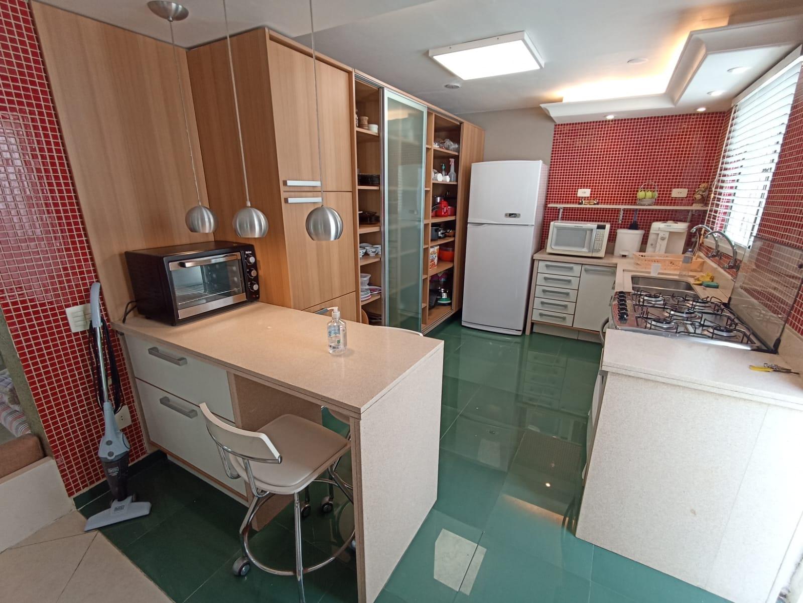 Casa 150m praia Enseada, 3 dorms., 4 vagas, piscina em Jardim Virgínia, Guarujá — foto 9