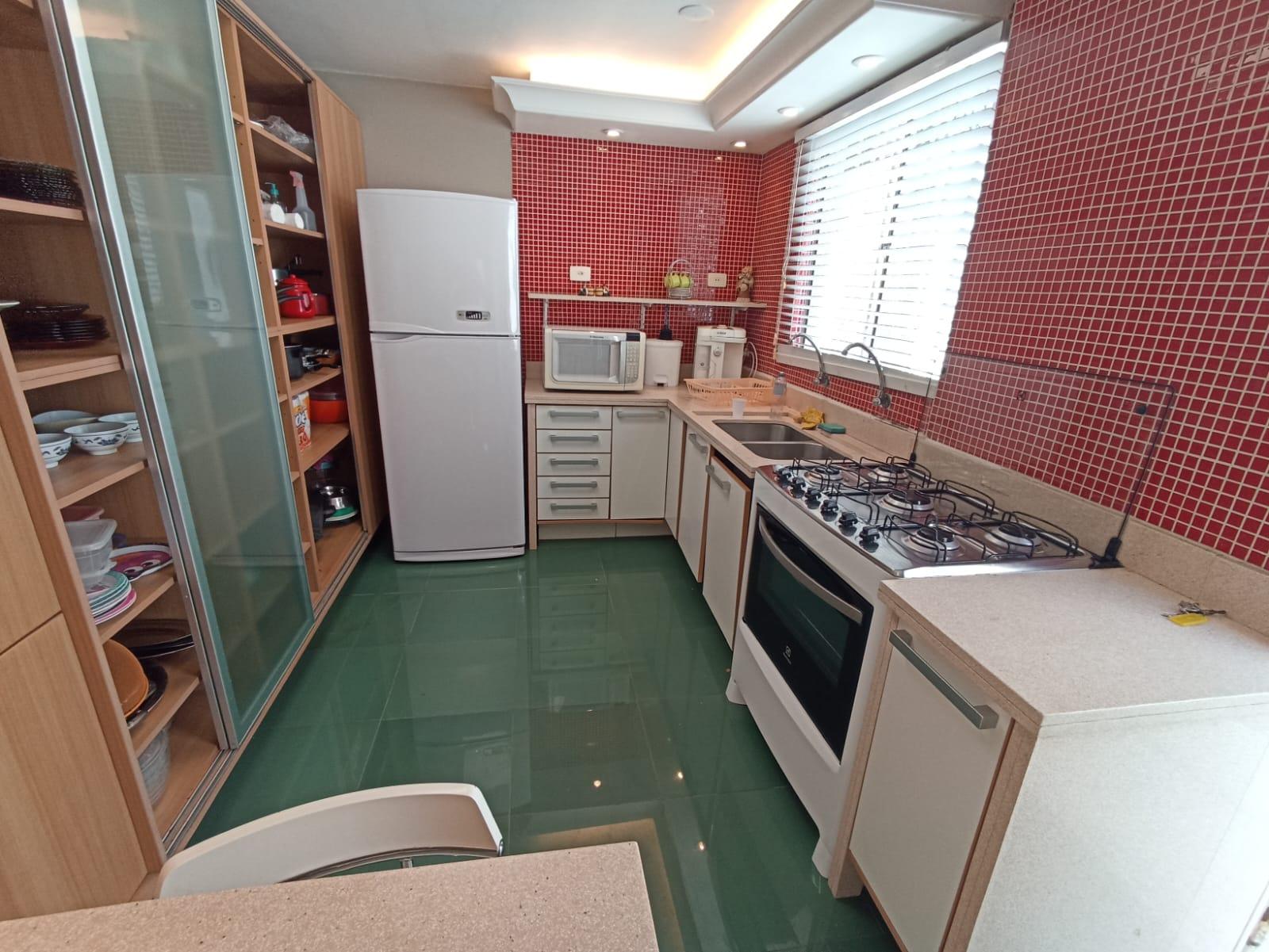 Casa 150m praia Enseada, 3 dorms., 4 vagas, piscina em Jardim Virgínia, Guarujá — foto 11