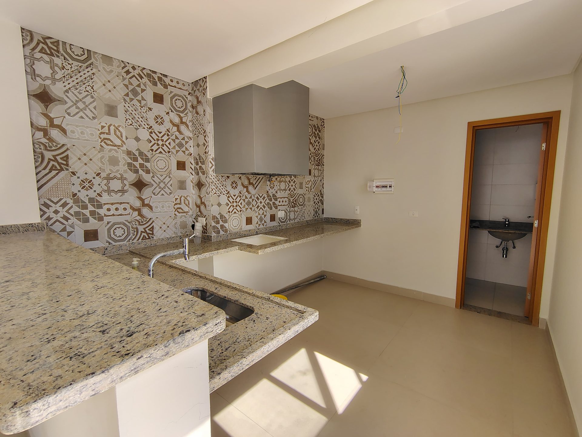 Cobertura com 3 quartos, Praia de Pitangueiras, Guarujá em Pitangueiras, Guarujá — foto 11