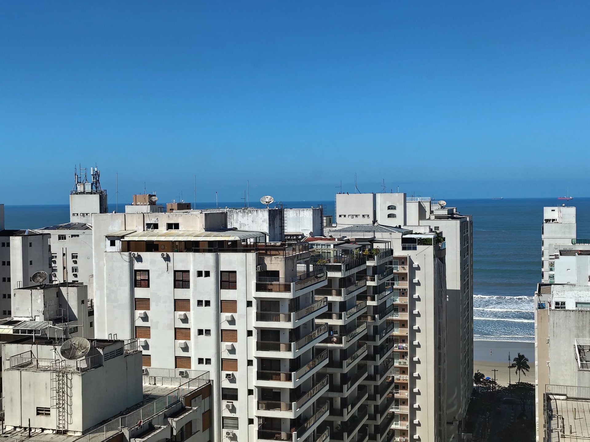 Cobertura com 3 quartos, Praia de Pitangueiras, Guarujá em Pitangueiras, Guarujá — foto 12