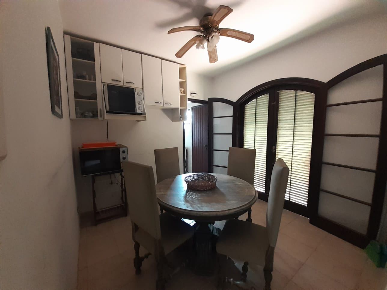 Casa térrea 200m praia, 4 quartos + edícula, piscina em Balneário Praia do Pernambuco, Guarujá — foto 10