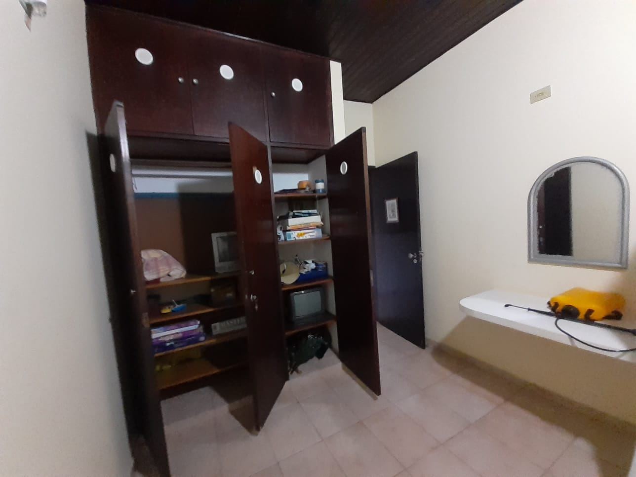Casa térrea 200m praia, 4 quartos + edícula, piscina em Balneário Praia do Pernambuco, Guarujá — foto 17