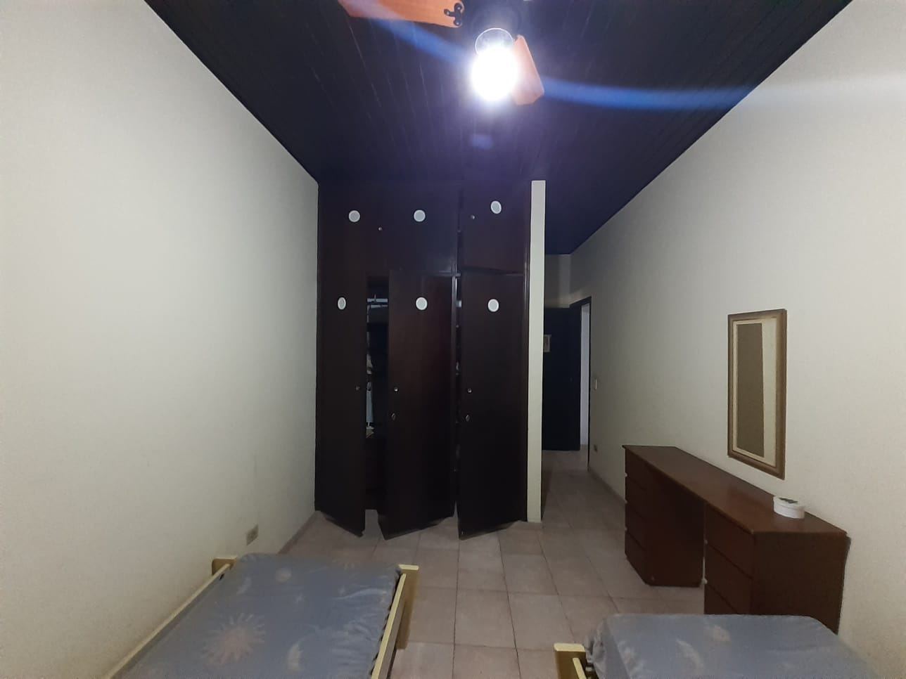 Casa térrea 200m praia, 4 quartos + edícula, piscina em Balneário Praia do Pernambuco, Guarujá — foto 22