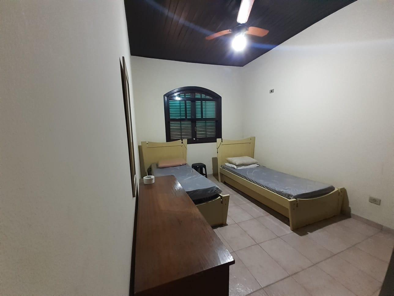 Casa térrea 200m praia, 4 quartos + edícula, piscina em Balneário Praia do Pernambuco, Guarujá — foto 23