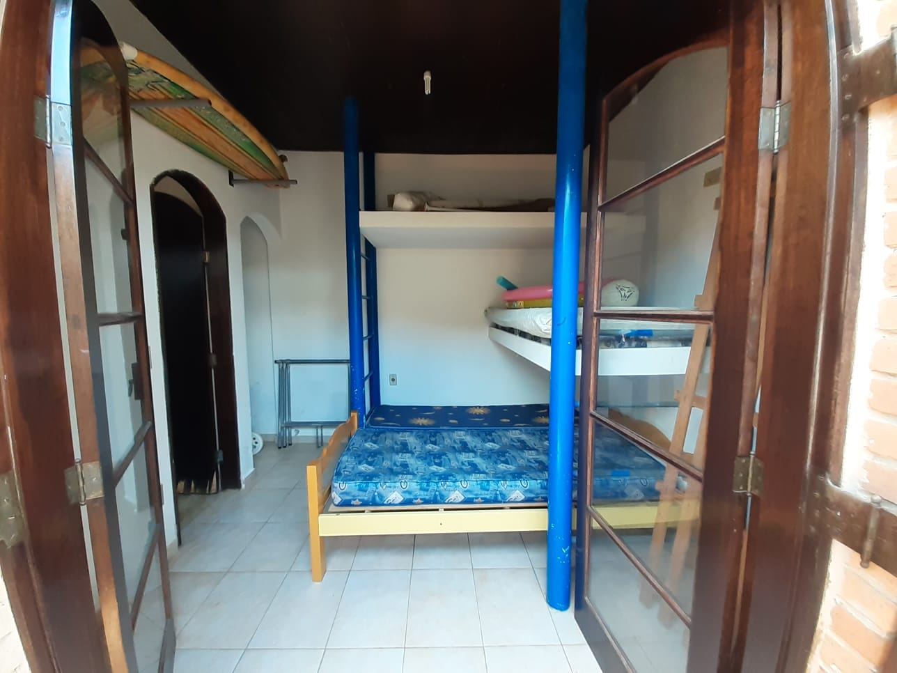 Casa térrea 200m praia, 4 quartos + edícula, piscina em Balneário Praia do Pernambuco, Guarujá — foto 36