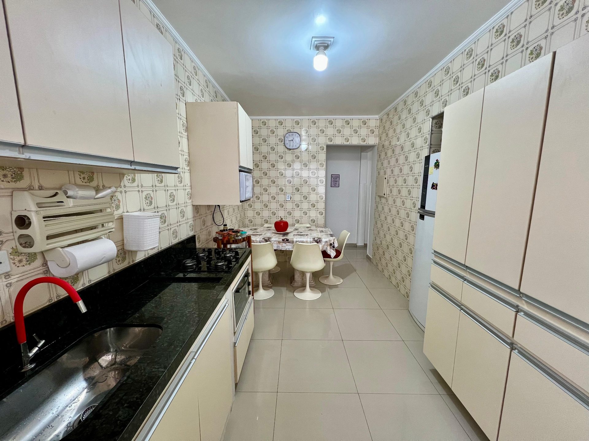 Apto reformado, 1 quarto, 300m da praia da Enseada em Enseada, Guarujá — foto 11