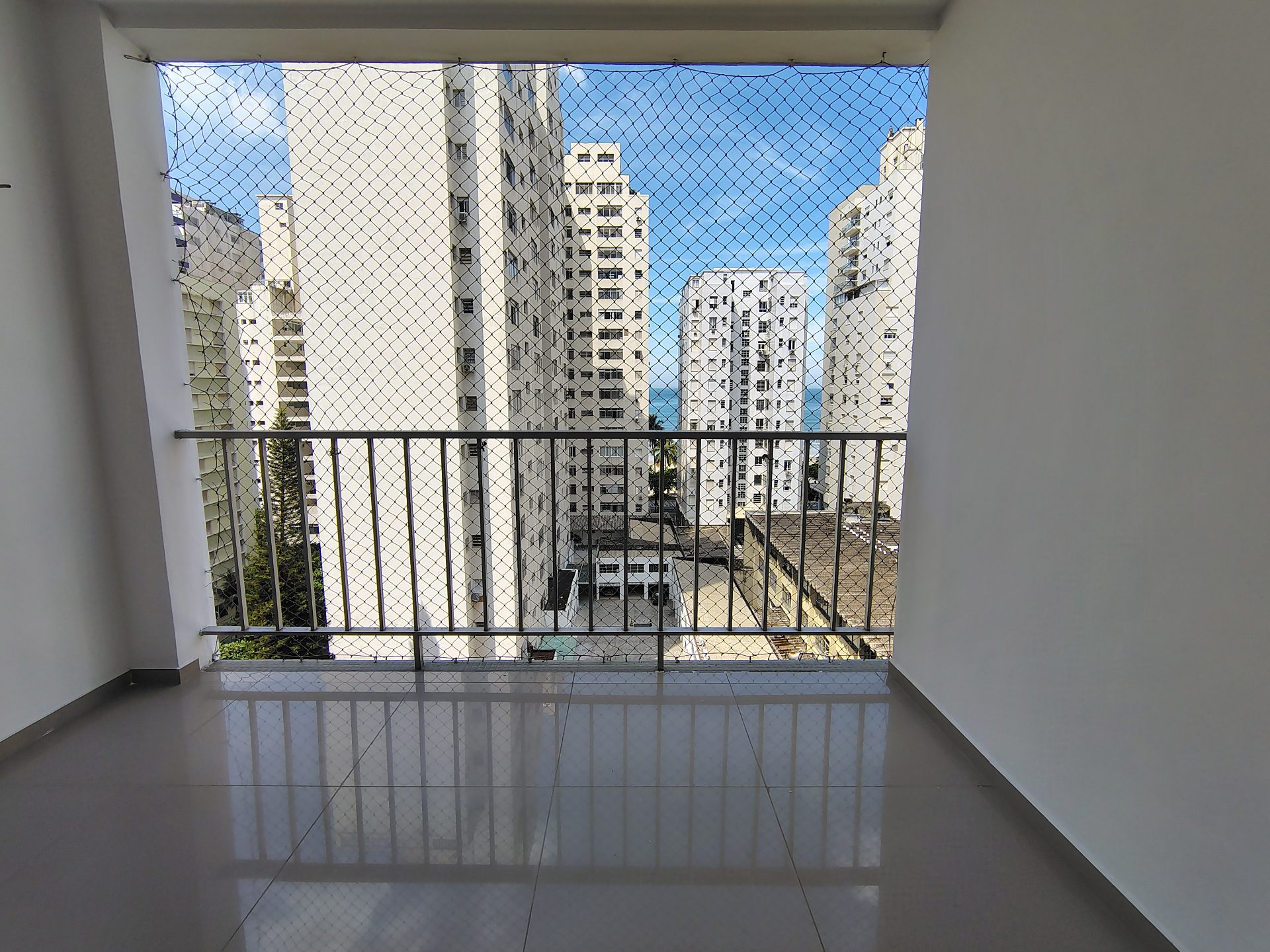 Apto 3 quartos, sacada, 1 vaga, Pitangueiras em Pitangueiras, Guarujá — foto 2