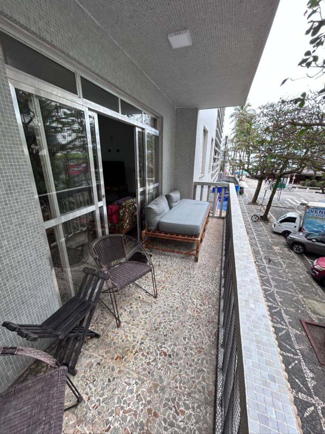 Apto com 3 quartos, Pitangueiras, Guarujá em Pitangueiras, Guarujá — foto 2