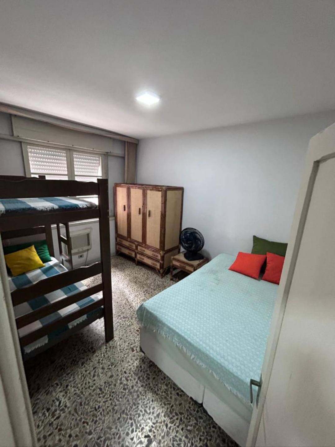 Apto com 3 quartos, Pitangueiras, Guarujá em Pitangueiras, Guarujá — foto 3