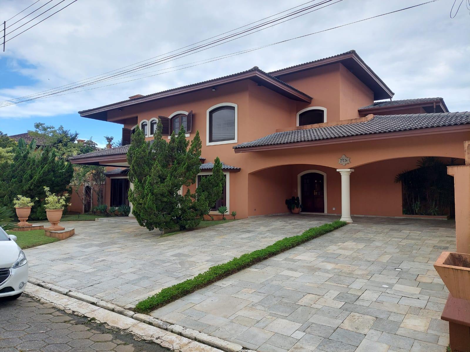 Casa de Condomínio com 6 quartos, Jardim Acapulco, Guarujá  em Jardim Acapulco, Guarujá — foto 2