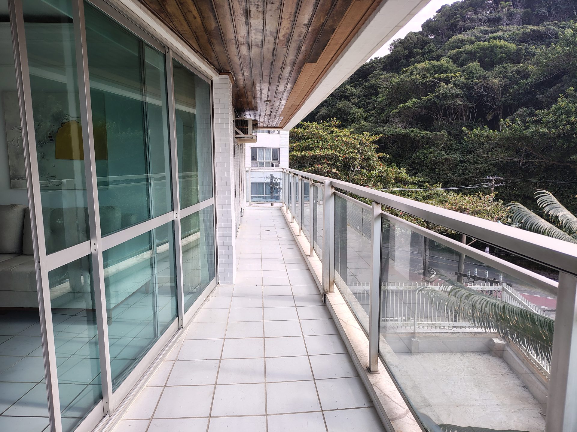 Apartamento com 3 quartos, Morro do Maluf, Guarujá em Pitangueiras, Guarujá — foto 3