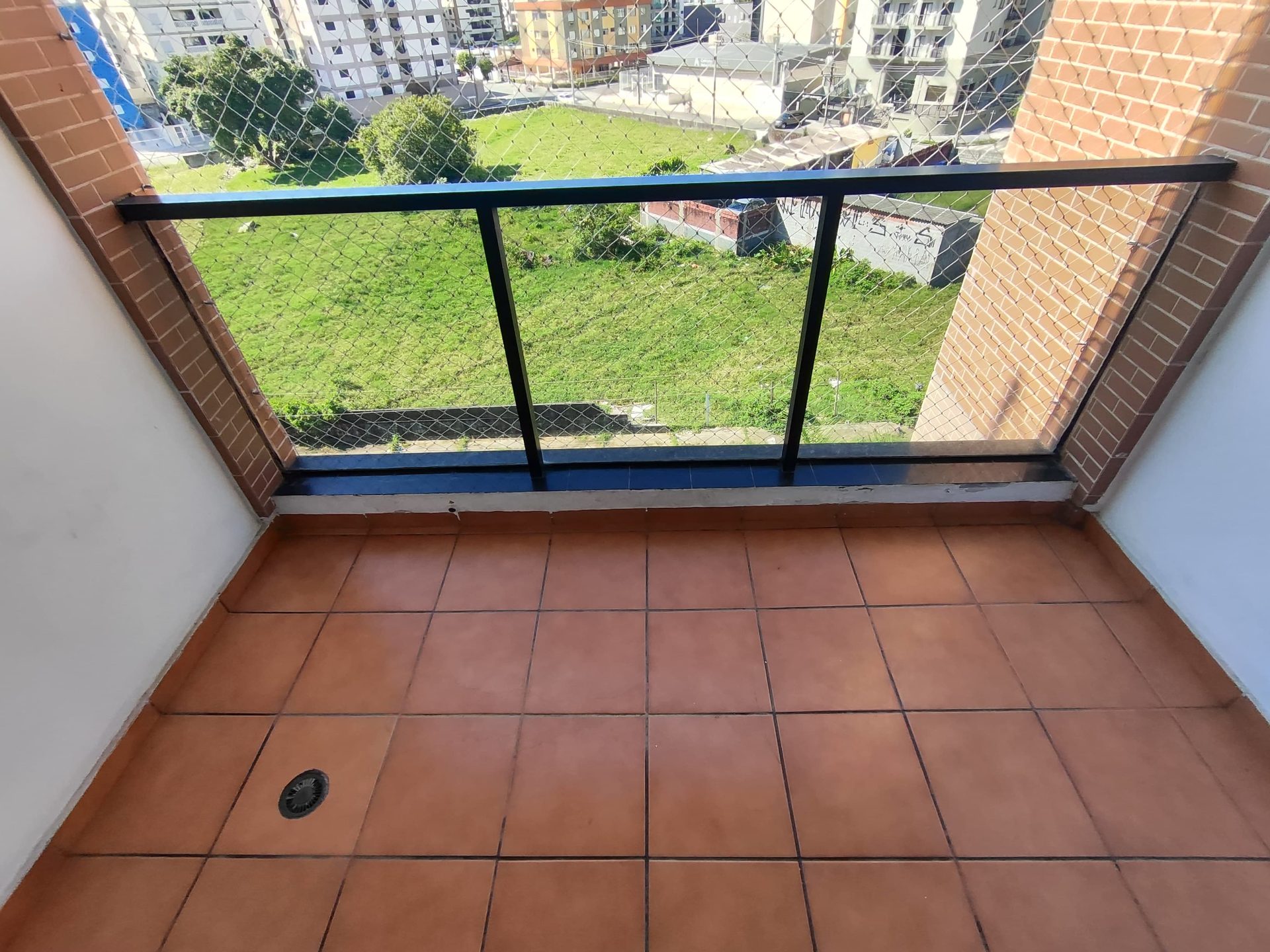 Apto 2 quartos, sacada, 1 vaga, portaria 24h, Enseada em Enseada, Guarujá — foto 3