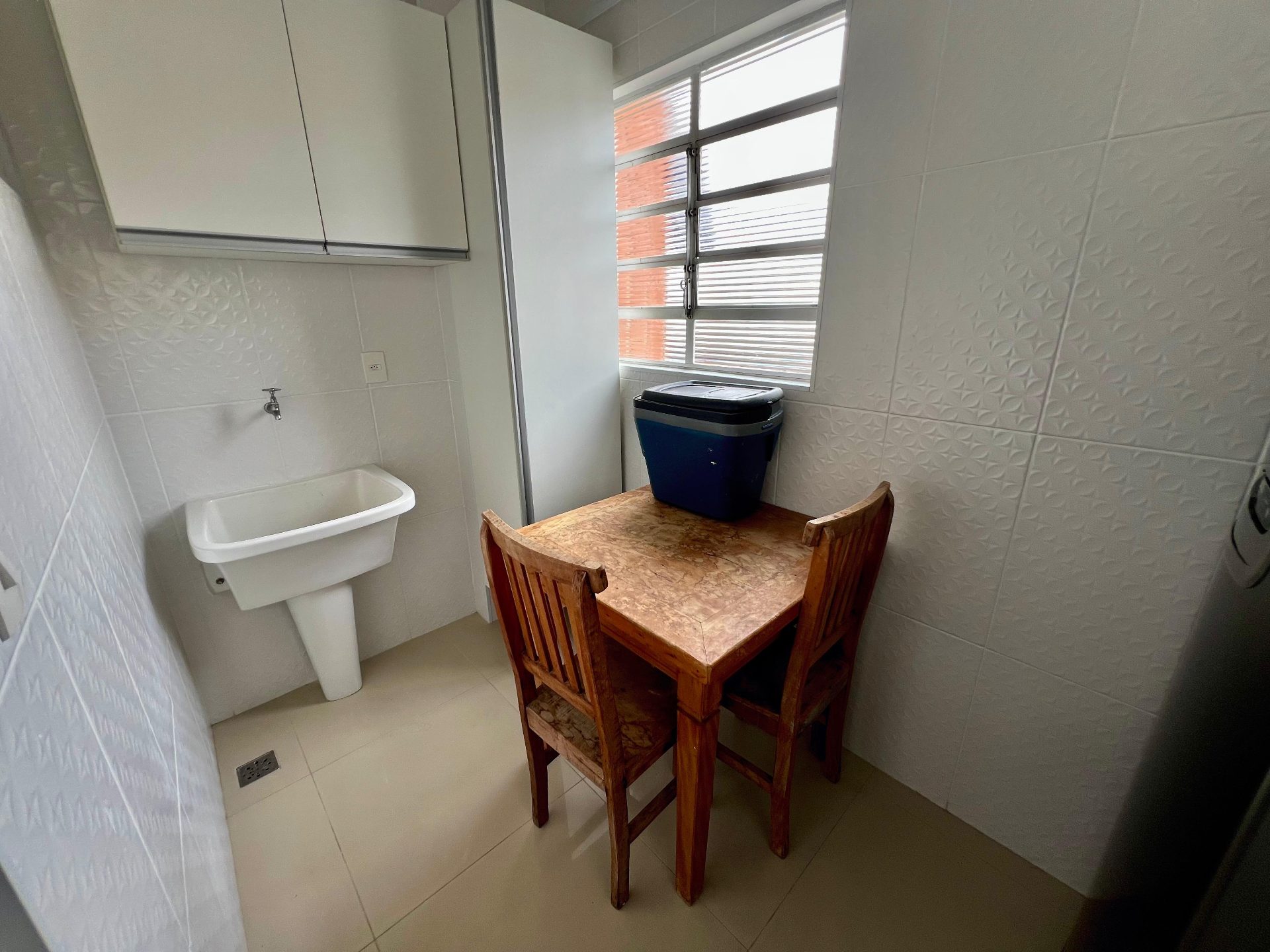 Apartamento Reformado com Suíte e Sacada na Praia da Enseada em Loteamento João Batista Julião, Guarujá — foto 19