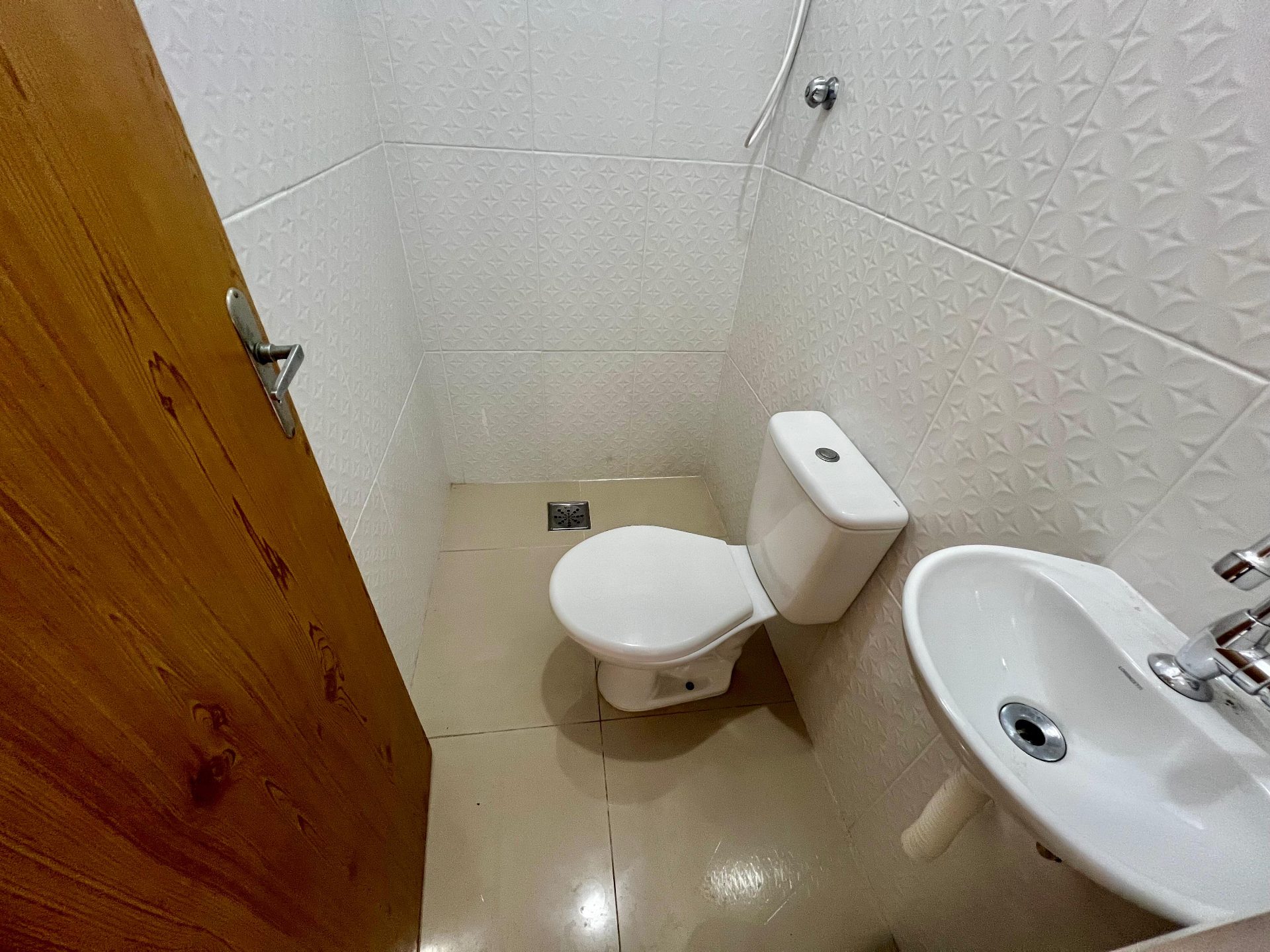 Apartamento Reformado com Suíte e Sacada na Praia da Enseada em Loteamento João Batista Julião, Guarujá — foto 20