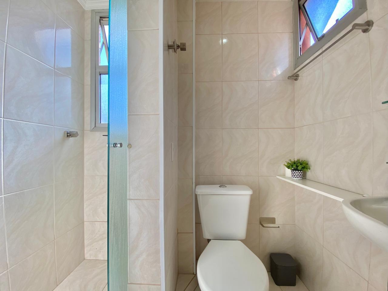 Cobertura Duplex Reformada, 4 quartos - lado praia – Região do Aquário, Enseada. em Enseada, Guarujá — foto 40