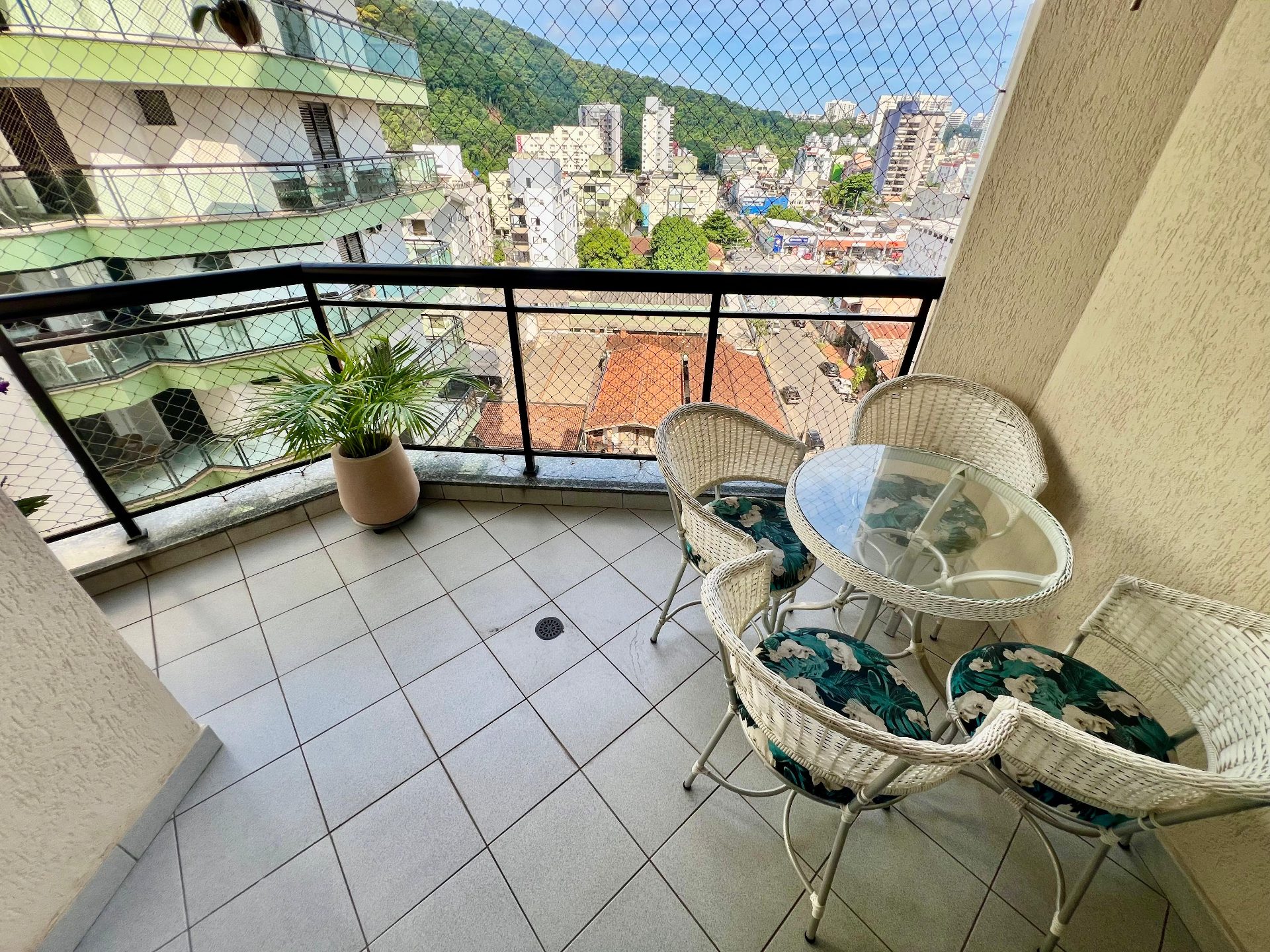 Apartamento Moderno a 350m da Praia da Enseada – Conforto e Lazer em um Só Lugar! em Loteamento João Batista Julião, Guarujá — foto 2