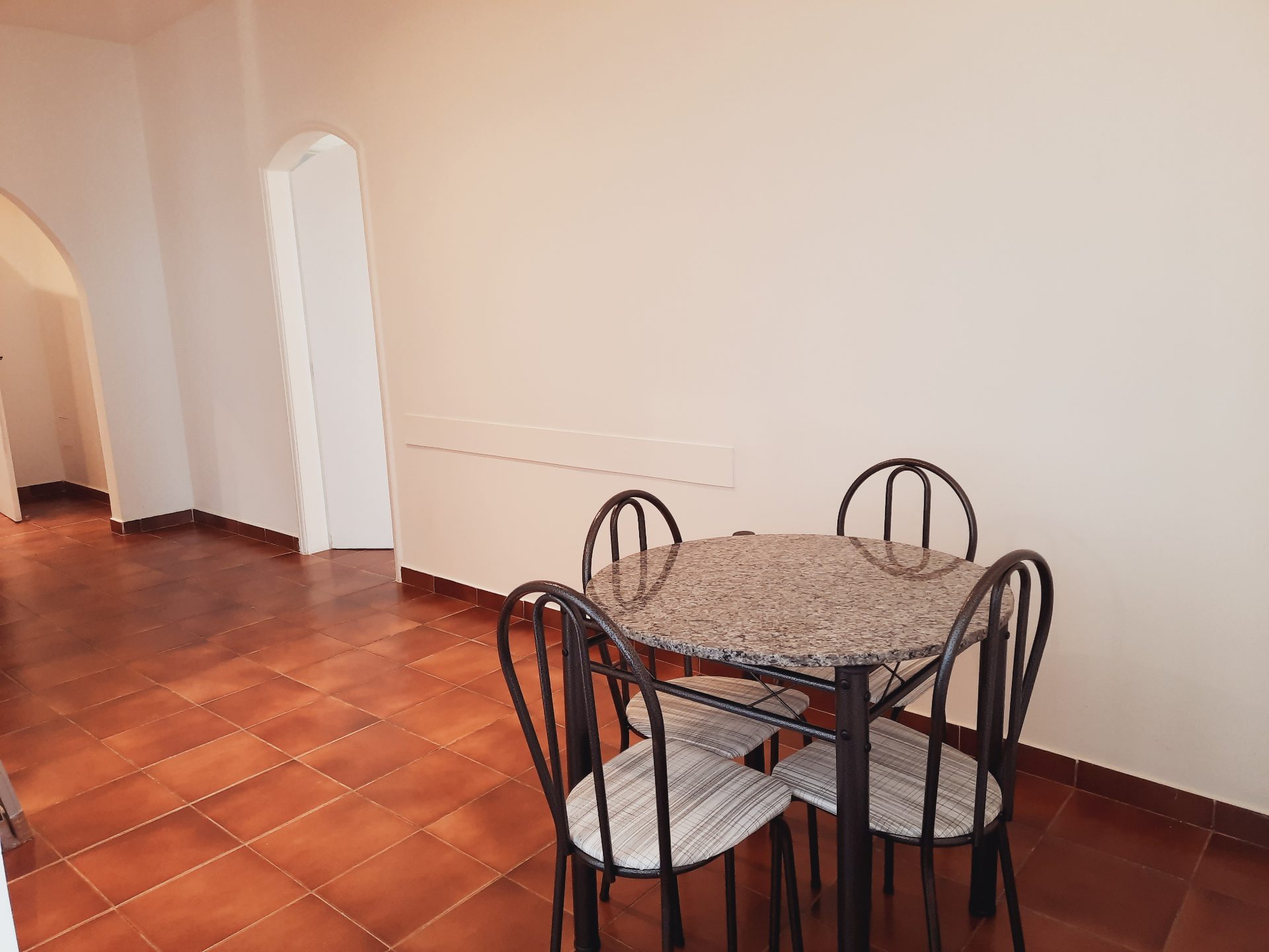 Apto frente mar, vista mar, 4 quartos, sacada, Pitangueiras em Pitangueiras, Guarujá — foto 4