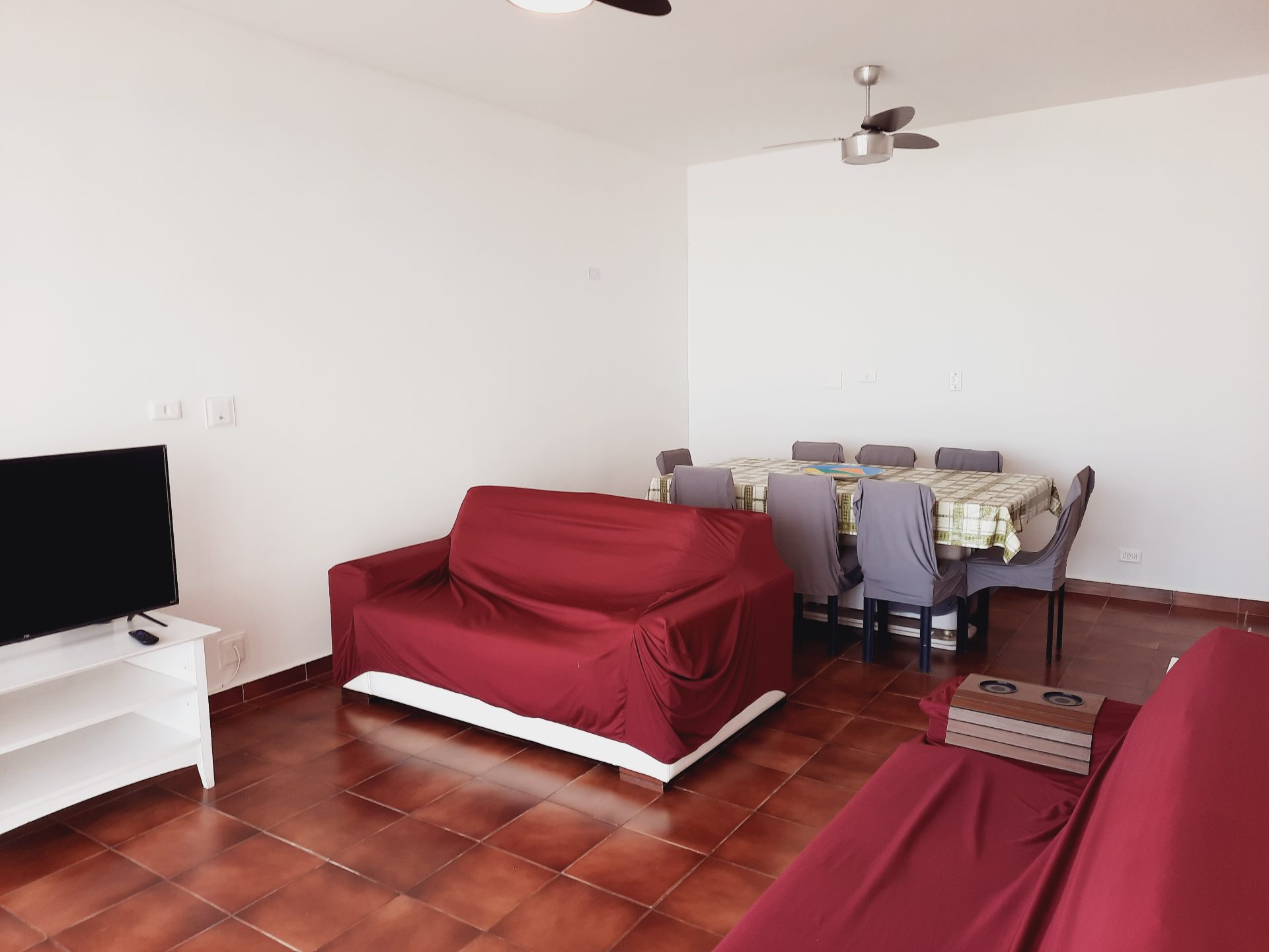 Apto frente mar, vista mar, 4 quartos, sacada, Pitangueiras em Pitangueiras, Guarujá — foto 3